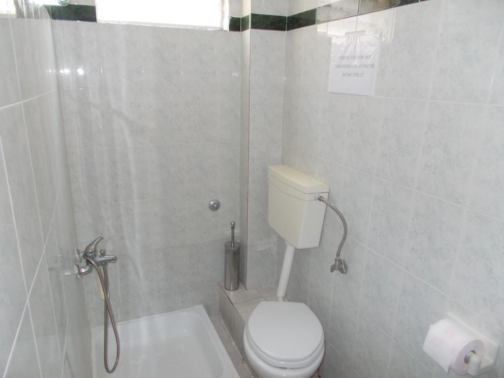 Drosia Apartments アスプロヴァルタ エクステリア 写真