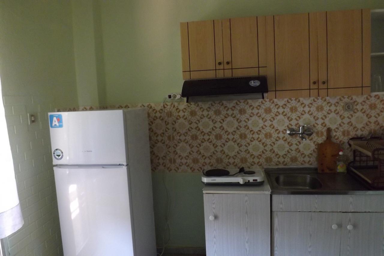 Drosia Apartments アスプロヴァルタ エクステリア 写真